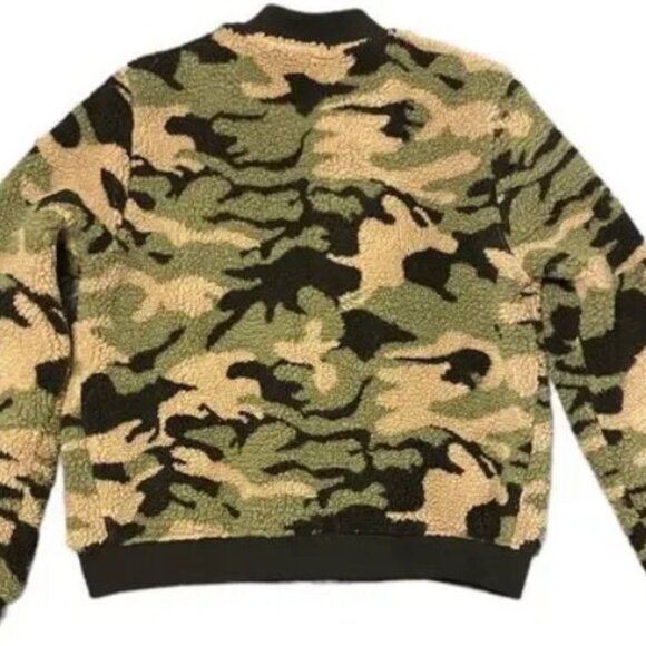 Faux Shearling Camouflage Bomber Jacket - Picture 2 of 2